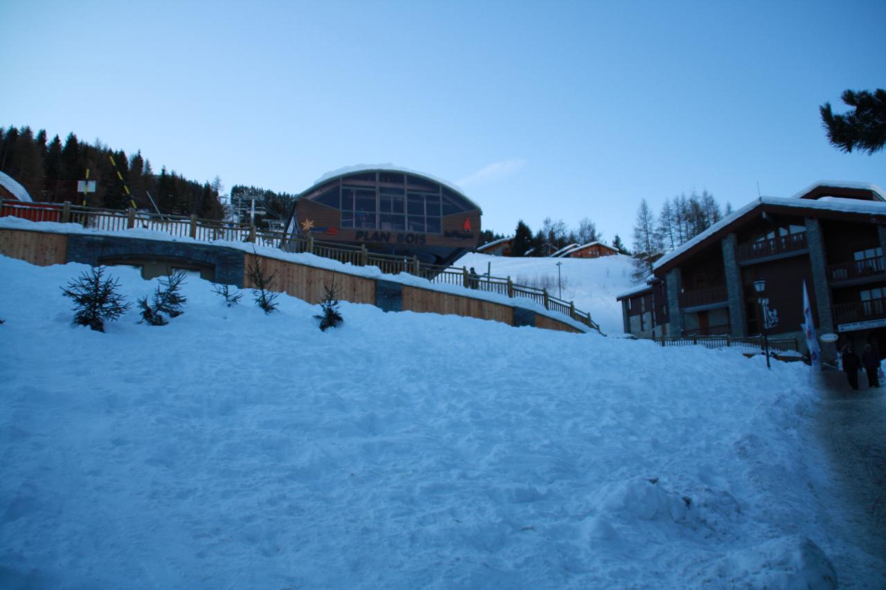 vue du front de neige devant la residence